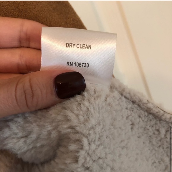 Madison & Lola Faux Sherpa Shearling Vest Size Medium - Picture 4 of 5